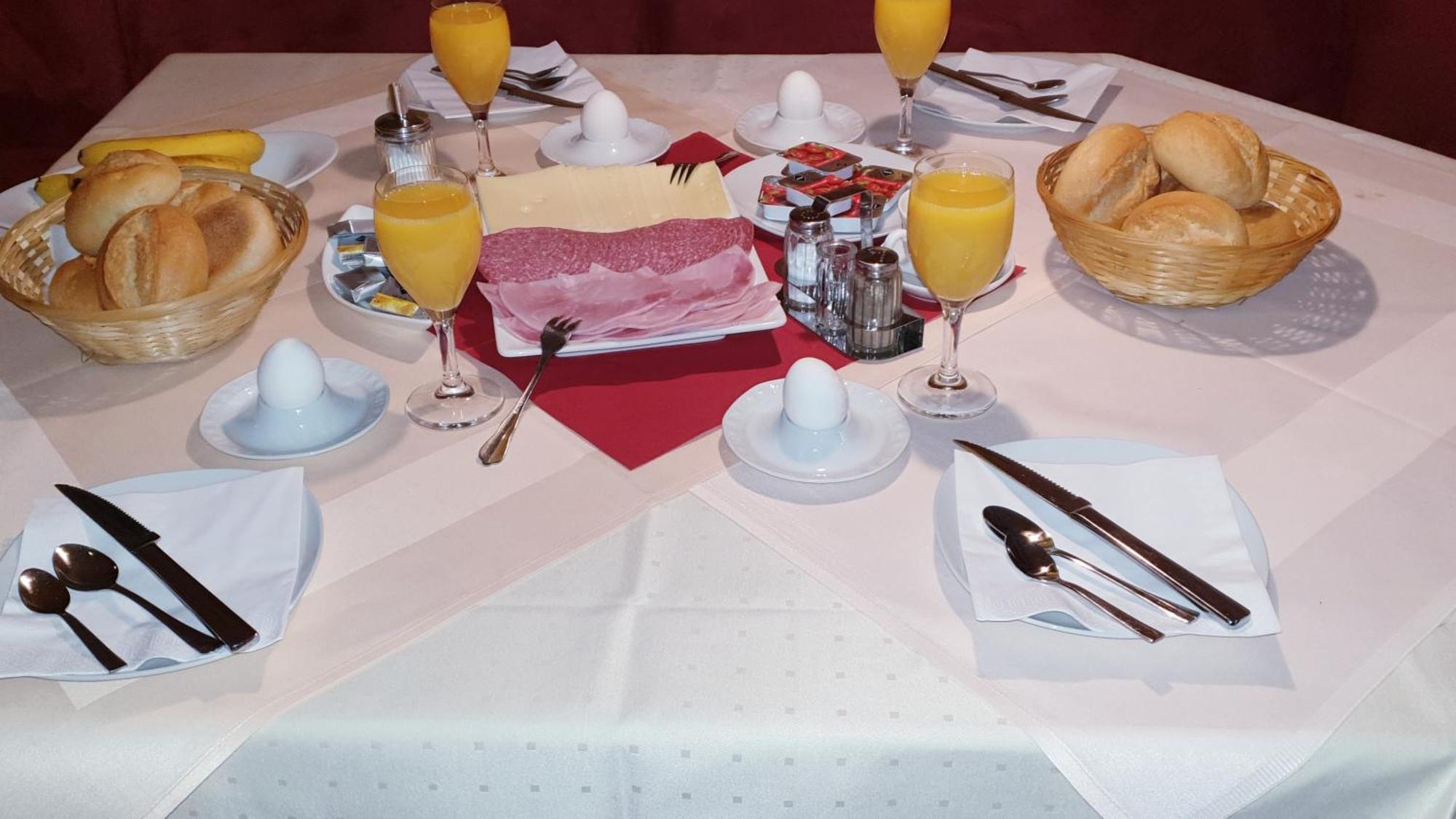La Fontana Hotel Лангелсхайм Екстериор снимка